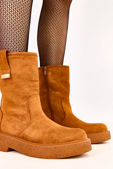 Botines de ante sintético marrón con adorno dorado Mileda