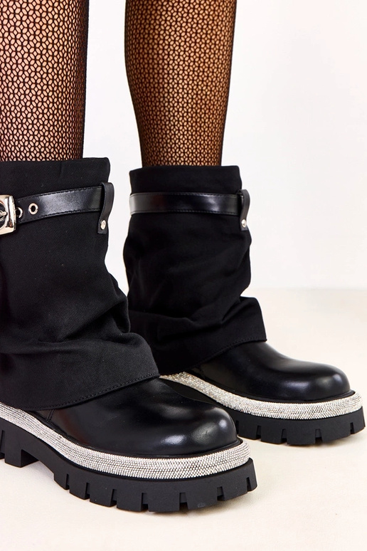 Botines negros con caña doblada y...