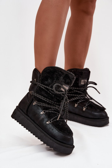 Botas de nieve Femenino con una plataforma con un abrigo de piel D.Franklin DFSH37005 de color negro