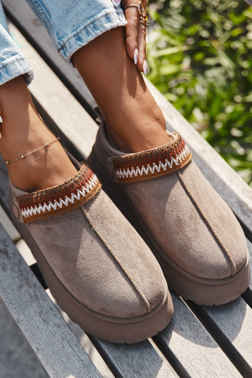 Botas de nieve de mujer bajas con correas móviles y bordado, con plataforma color arena Lyrisse