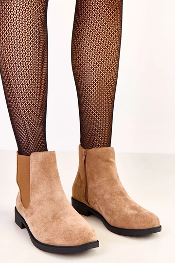 Botines planos marrones con...