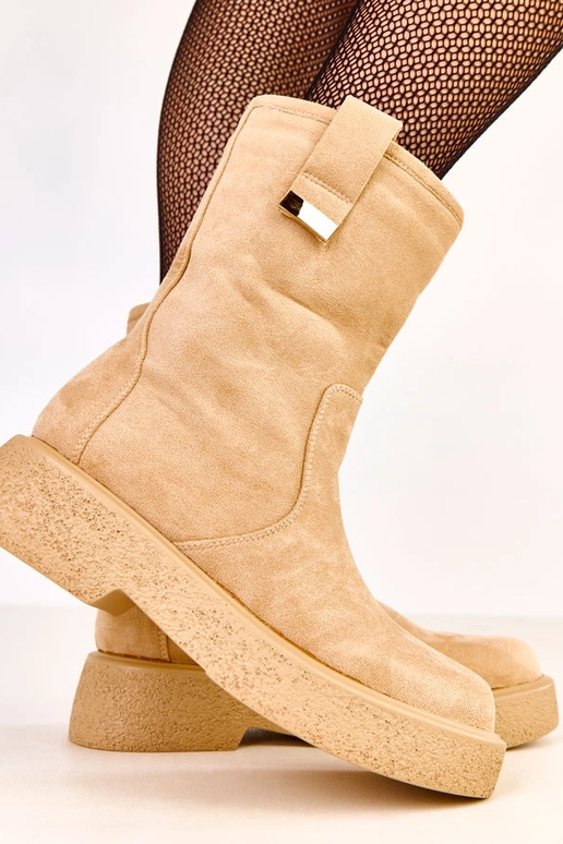 Botines de ante color arena con...