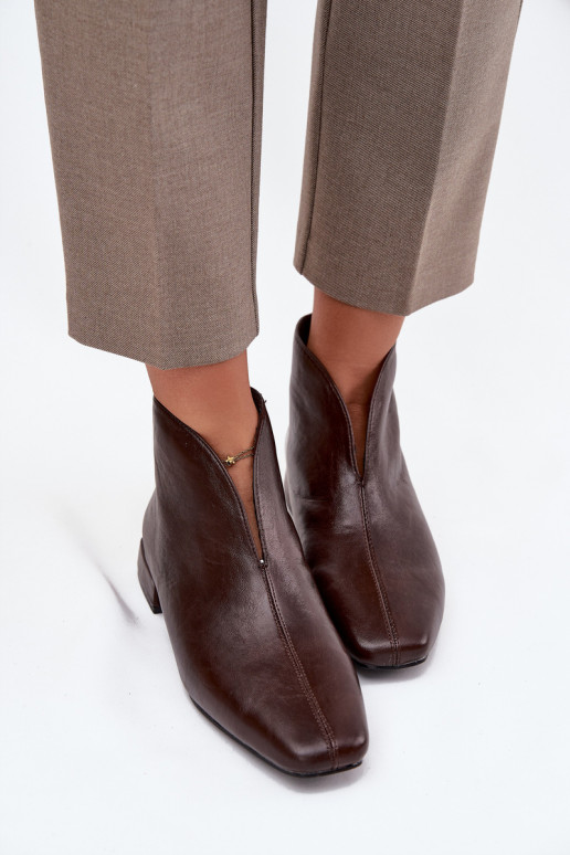 Botines de mujer color chocolate con tacón delgado Elvienne