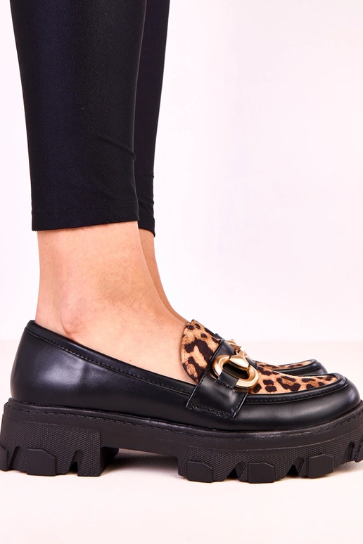 Mocasines negros con acento de...