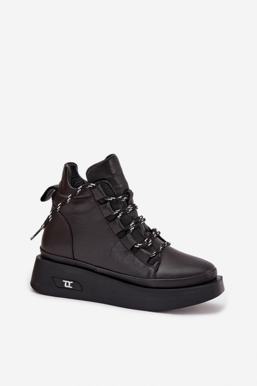 Piel Botas de mujer con una plataforma calentamiento Artiker 55C0809 de color negro