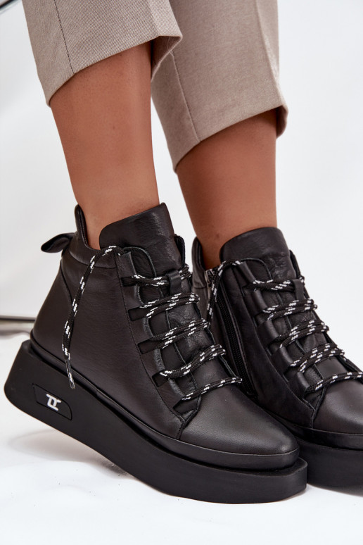 Piel Botas de mujer con una plataforma calentamiento Artiker 55C0809 de color negro