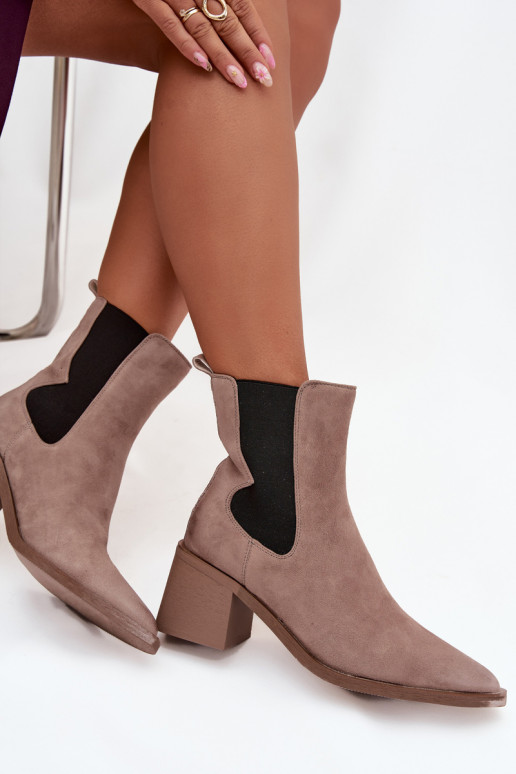 Piel de gamuza Botas con calefacción interior. Artiker 57C0045 beige