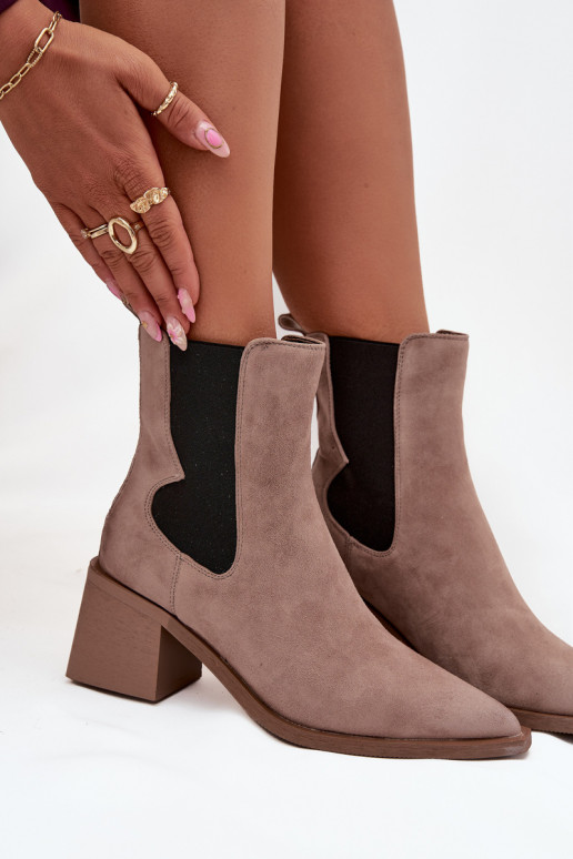 Piel de gamuza Botas con calefacción interior. Artiker 57C0045 beige