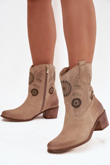 de gamuza Piel Botas de mujer con elementos calados con tacones Zazoo 3844 beige 2
