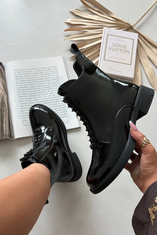 Botines de charol para mujer de piel sintética D&A MR52-108 color negro