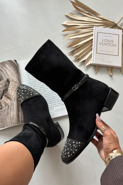 Botines para mujer con tacón bajo, decoración y cintas D&A MR52-165 color negro