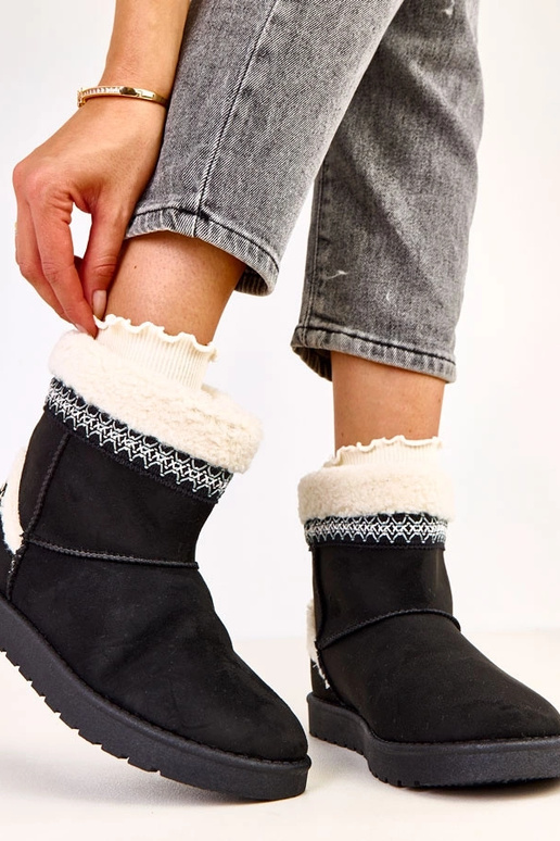 Botas de nieve bajas con bordado... Botas de nieve bajas con bordado...