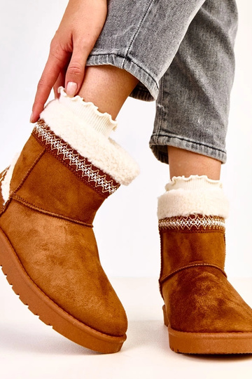 Botas de nieve bajas con bordado Sensila en color caramelo 2
