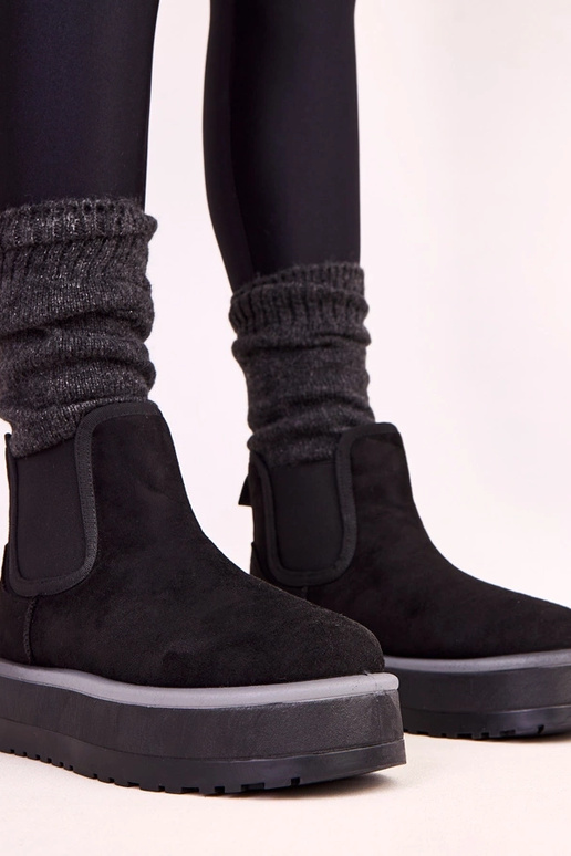 Botas bajas negras para nieve con... Botas bajas negras para nieve con...