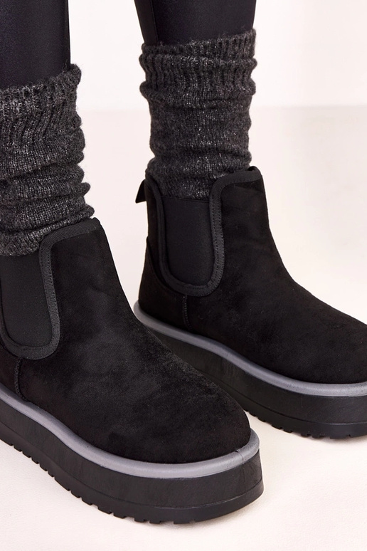 Botas bajas negras para nieve con... Botas bajas negras para nieve con...