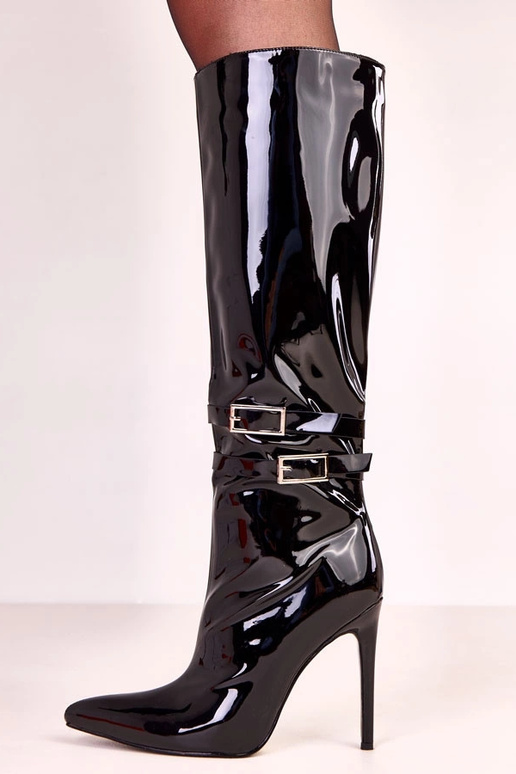 Botas altas de charol negras con... Botas altas de charol negras con...