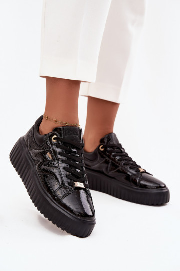 con efecto barniz Zapatillas modelo zapatos. Femenino con una plataforma Lee Cooper LCJ-25-09-3870 de color negro 2
