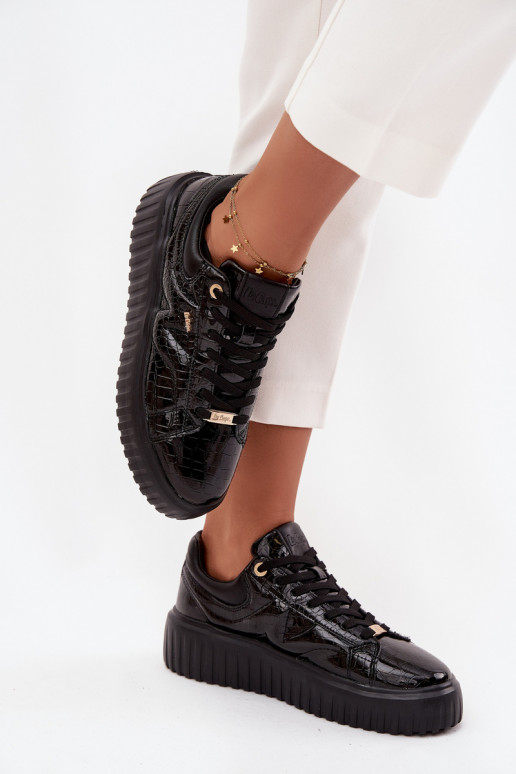 con efecto barniz Zapatillas modelo zapatos. Femenino con una plataforma Lee Cooper LCJ-25-09-3870 de color negro con efecto barniz Zapatillas modelo zapatos. Femenino con una plataforma Lee Cooper LCJ-25-09-3870 de color negro