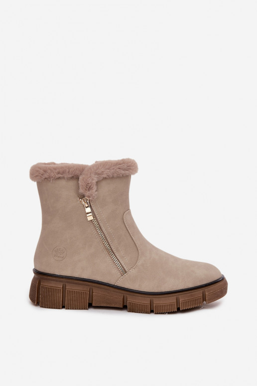 Botas de nieve Femenino con una plataforma con un abrigo de piel beige Briselle Botas de nieve Femenino con una plataforma con un abrigo de piel beige Briselle