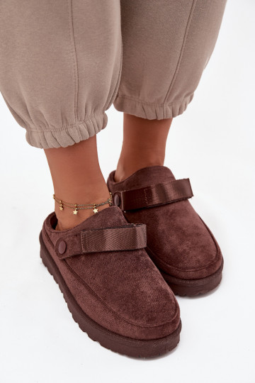 Femenino Zapatillas calentamiento con pelo dentro con una plataforma CzekoladoAe Azida