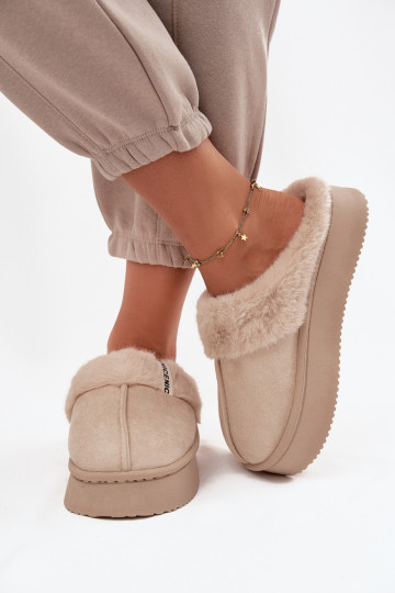 Zapatillas de mujer con pelaje, color marfil "Parisse" 2