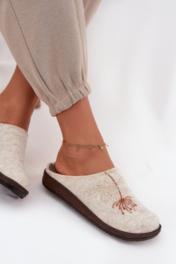 Femenino zapatos hecho en casa Zapatillas Inblu NL000011 beige