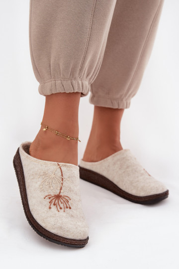 Femenino zapatos hecho en casa Zapatillas Inblu NL000011 beige 2