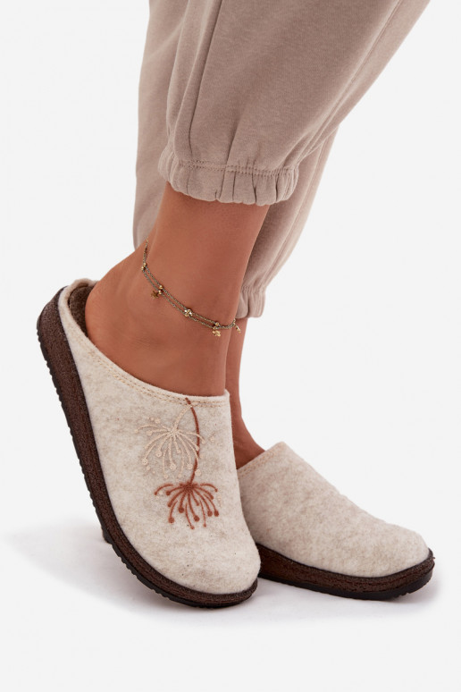 Femenino zapatos hecho en casa Zapatillas Inblu NL000011 beige Femenino zapatos hecho en casa Zapatillas Inblu NL000011 beige