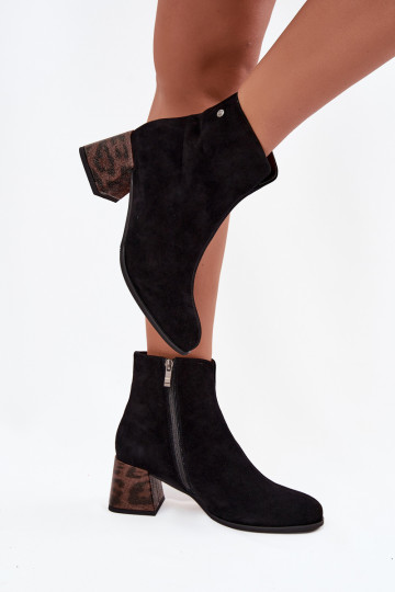 Piel de gamuza Botas de mujer Tiene queciejka K7202-01 de color negro