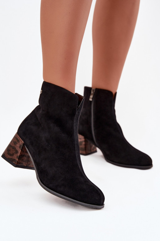 Piel de gamuza Botas de mujer Tiene queciejka K7202-01 de color negro Piel de gamuza Botas de mujer Tiene queciejka K7202-01 de color negro