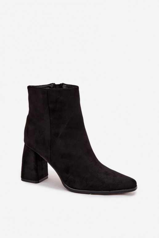 Botas de mujerde gamuza ecológicau de color negro Inessa Botas de mujerde gamuza ecológicau de color negro Inessa