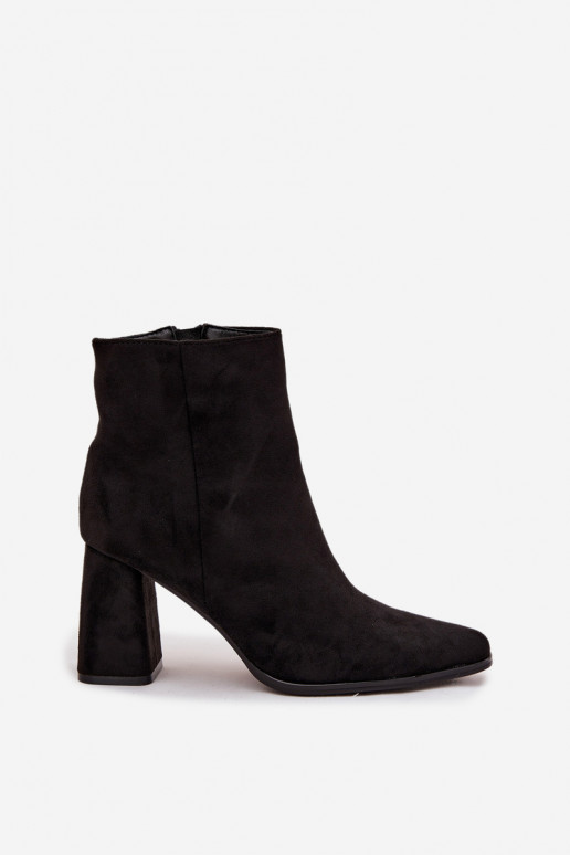 Botas de mujerde gamuza ecológicau de color negro Inessa Botas de mujerde gamuza ecológicau de color negro Inessa