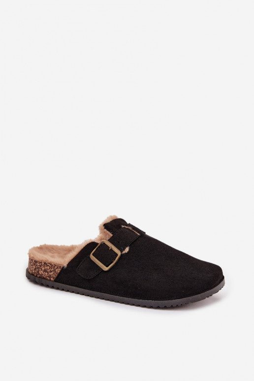 Zapatillas Zuecos Femenino calentamiento con pelo dentro con hebillas de color negro Sylisse Zapatillas Zuecos Femenino calentamiento con pelo dentro con hebillas de color negro Sylisse