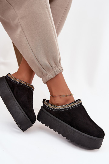 Botas de nieve Femenino Con decoraciones Haftem de color negro Jenira