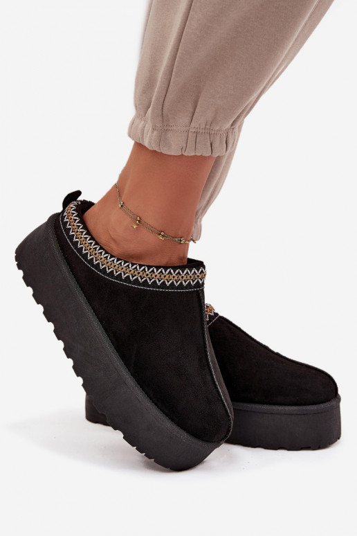 Botas de nieve Femenino Con decoraciones Haftem de color negro Jenira Botas de nieve Femenino Con decoraciones Haftem de color negro Jenira