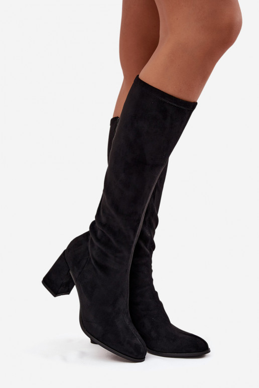 botas de mujer con taconesde gamuza ecológicau de color negro Yelisse botas de mujer con taconesde gamuza ecológicau de color negro Yelisse