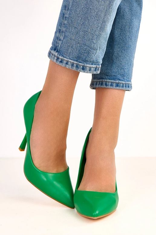 Zapatos de tacón alto clásicos color... Zapatos de tacón alto clásicos color...