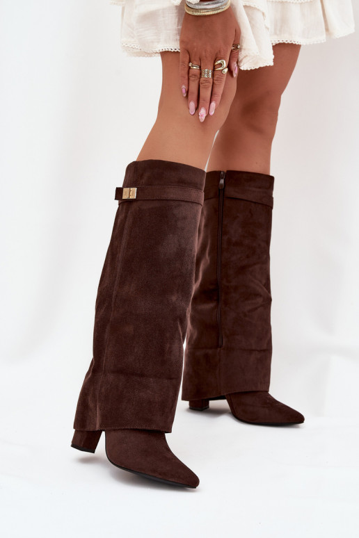 Botas altas de mujer de ante ecológico, con tacón bloque, forradas, caña decorada, color chocolate Evyra