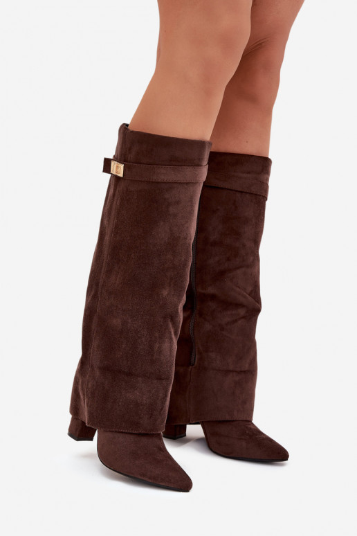 Botas altas de mujer de ante ecológico, con tacón bloque, forradas, caña decorada, color chocolate Evyra