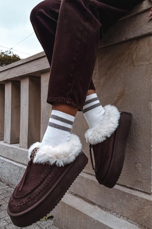 Botas de nieve Femenino con un abrigo de piel con una plataforma CzekoladoAe Rosmira Botas de nieve Femenino con un abrigo de piel con una plataforma CzekoladoAe Rosmira