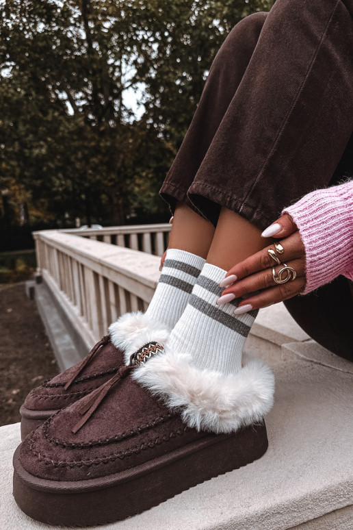 Botas de nieve Femenino con un abrigo de piel con una plataforma CzekoladoAe Rosmira Botas de nieve Femenino con un abrigo de piel con una plataforma CzekoladoAe Rosmira