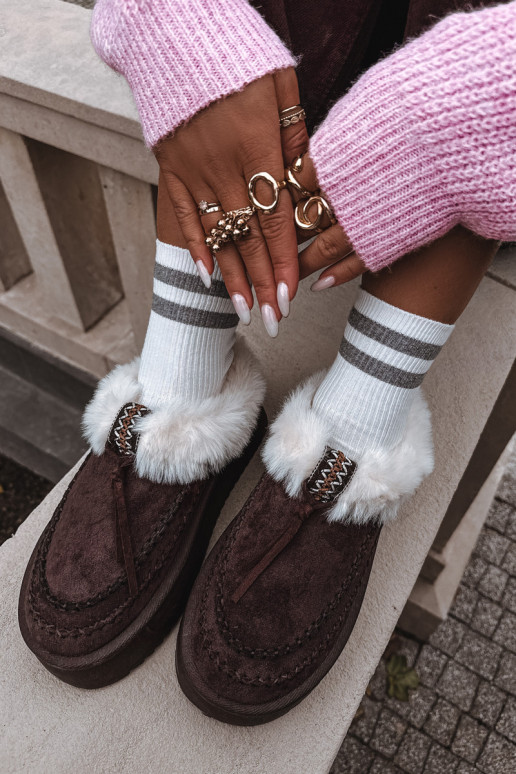 Botas de nieve Femenino con un abrigo de piel con una plataforma CzekoladoAe Rosmira Botas de nieve Femenino con un abrigo de piel con una plataforma CzekoladoAe Rosmira