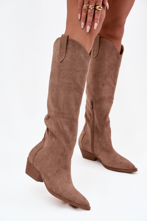 de gamuza ecológicaoAe botas estilo vaquero Femenino con tacones beige Jenaya de gamuza ecológicaoAe botas estilo vaquero Femenino con tacones beige Jenaya