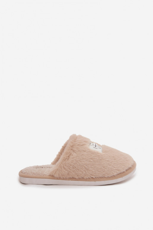 zapatos hecho en casa Zapatillas Femenino con un abrigo de piel beige Tiene queelis zapatos hecho en casa Zapatillas Femenino con un abrigo de piel beige Tiene queelis