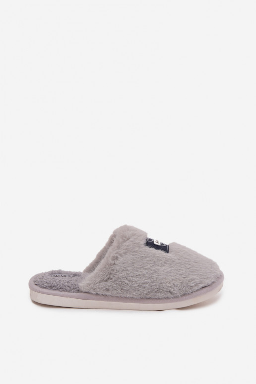zapatos hecho en casa Zapatillas Femenino con un abrigo de piel color gris Tiene queelis zapatos hecho en casa Zapatillas Femenino con un abrigo de piel color gris Tiene queelis