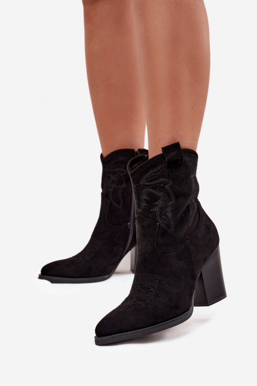 botas estilo vaquero Femenino con tacones de gamuza ecológicaoAe de color negro Carissa botas estilo vaquero Femenino con tacones de gamuza ecológicaoAe de color negro Carissa