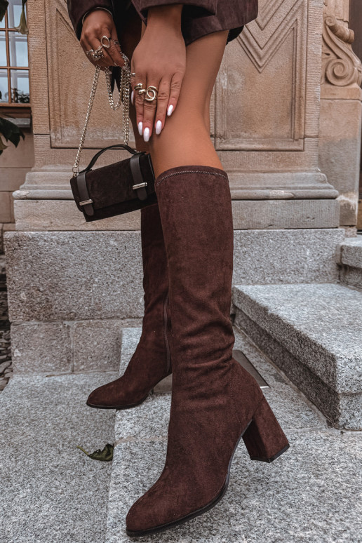 botas de mujer con taconesde gamuza ecológicau CzekoladoAe Yelisse botas de mujer con taconesde gamuza ecológicau CzekoladoAe Yelisse