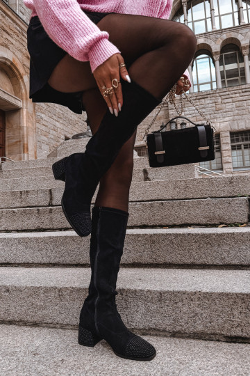 Botas largas de mujer con decoración Klocke de ante sintético color negro Ivanna