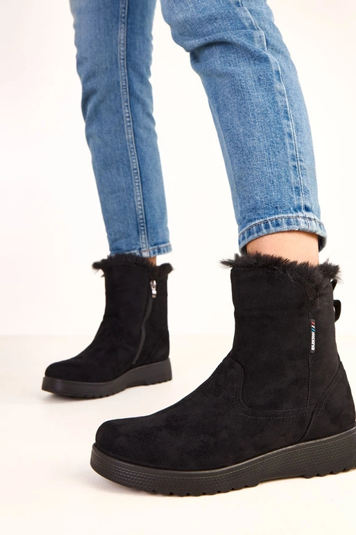 Botines negras de mujer de ante... Botines negras de mujer de ante...