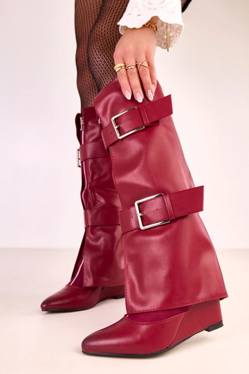 Botas altas rojas de plataforma con hebillas decorativas Toadera 2